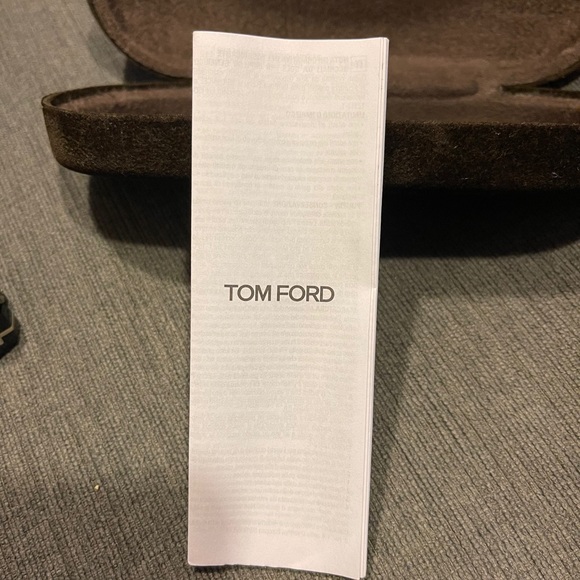 Tom Ford Sunglasses - Picture 5 of 9